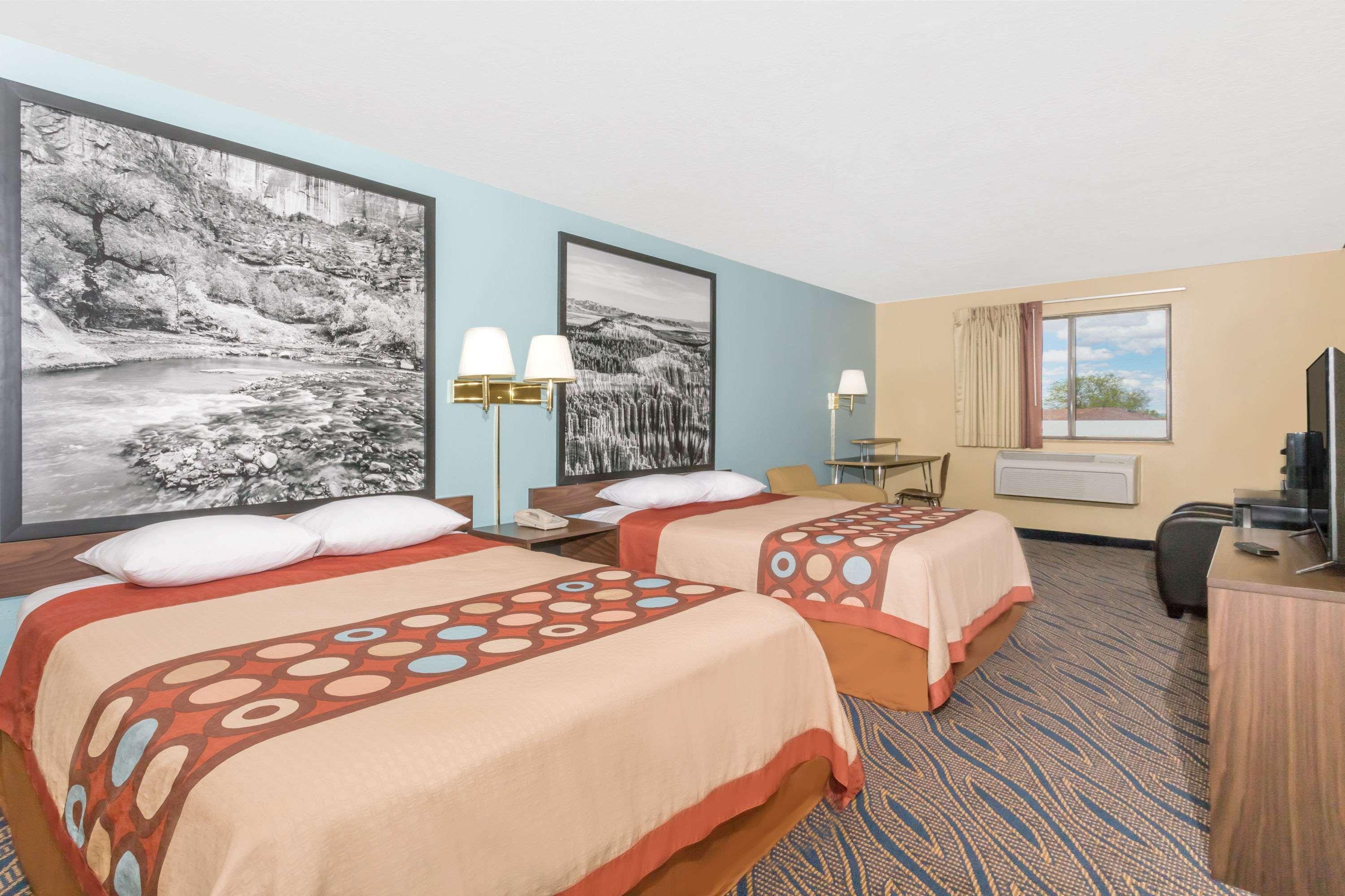 Super 8 By Wyndham Cedar City Extérieur photo