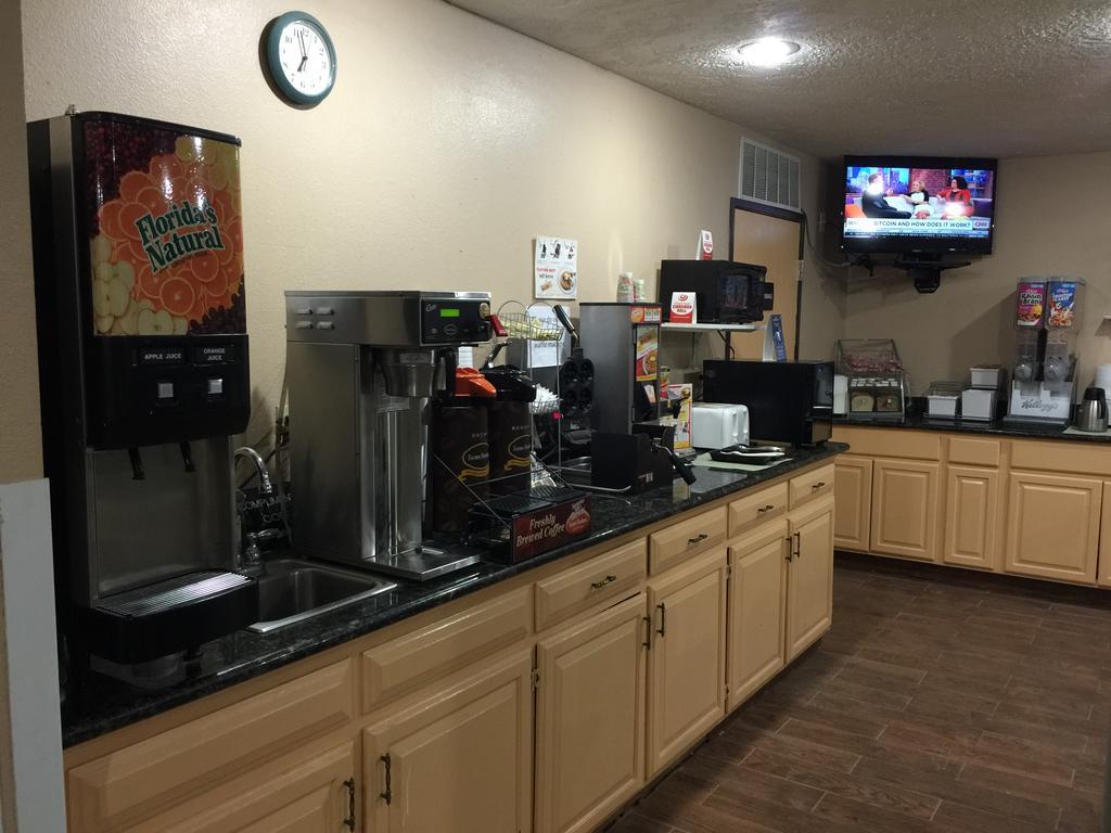 Super 8 By Wyndham Cedar City Extérieur photo