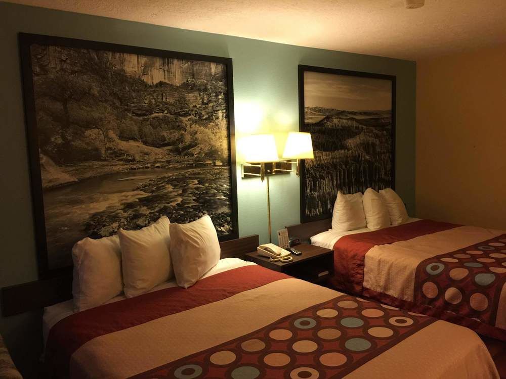 Super 8 By Wyndham Cedar City Extérieur photo
